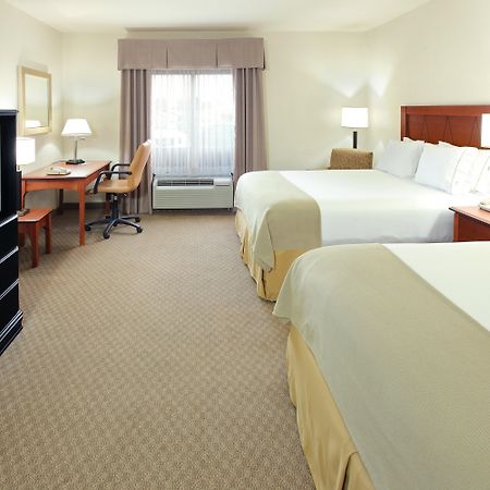 Holiday Inn Express & Suites Pine Bluff/Pines Mall By Ihg Luaran gambar