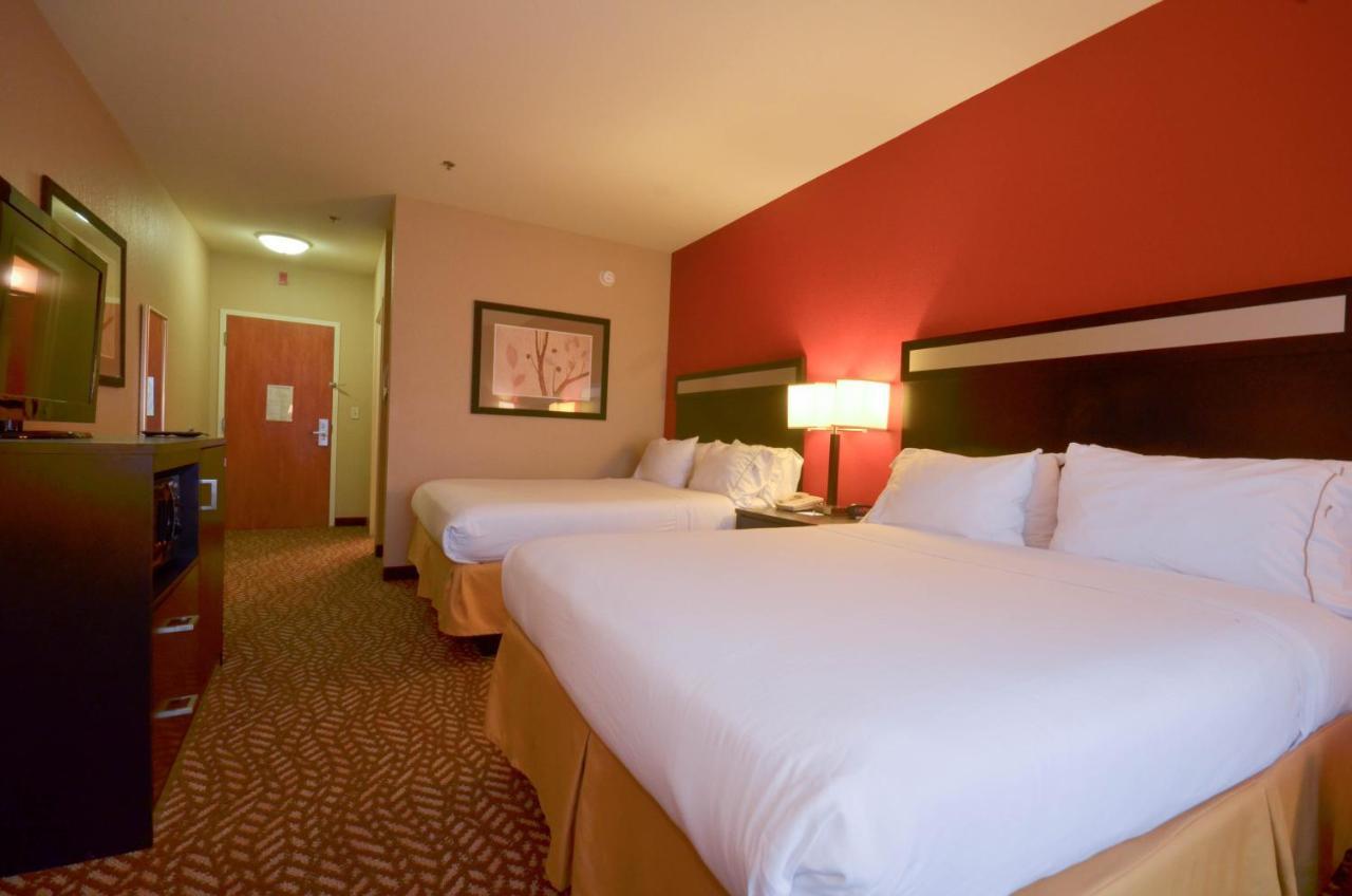 Holiday Inn Express & Suites Pine Bluff/Pines Mall By Ihg Luaran gambar
