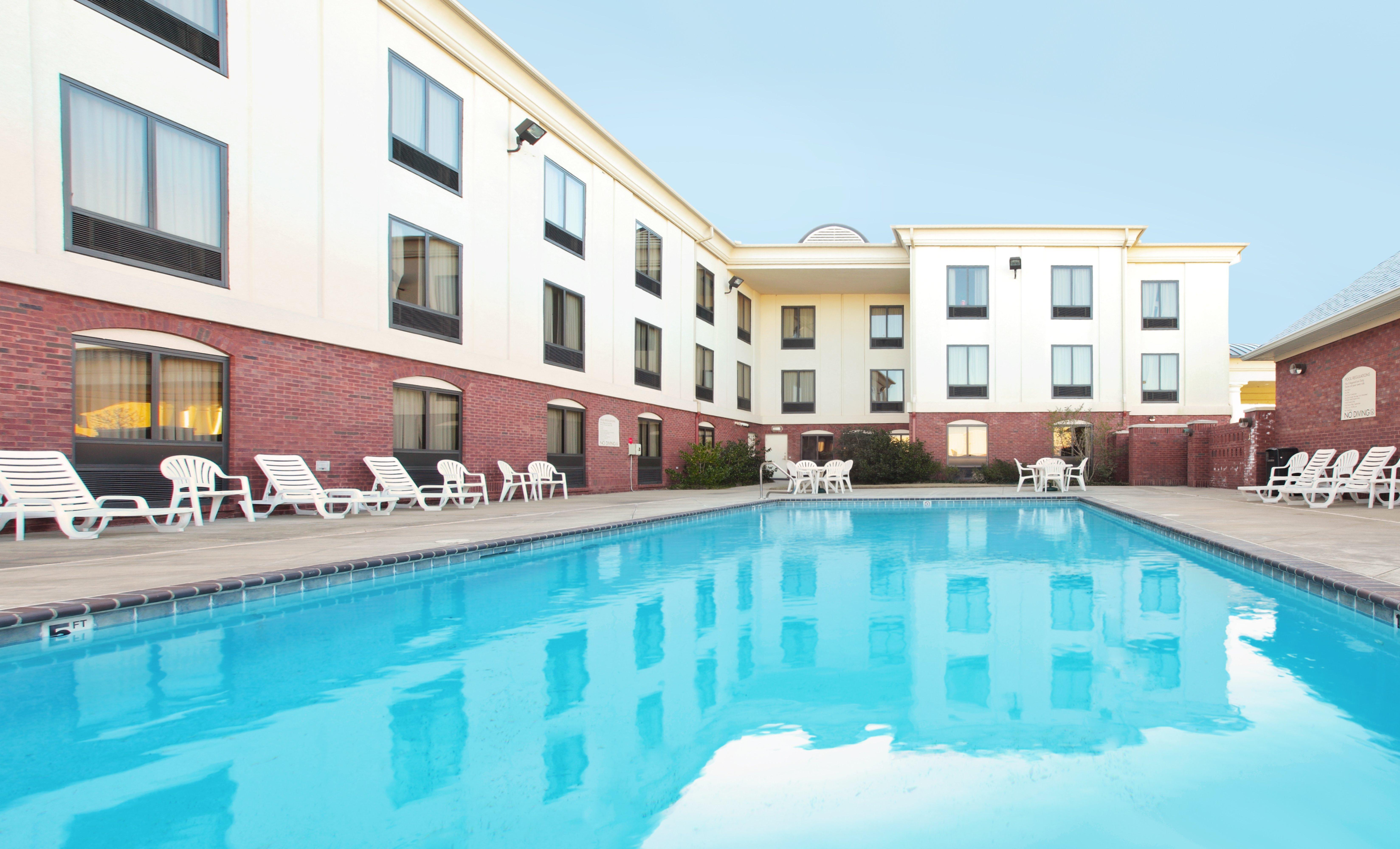 Holiday Inn Express & Suites Pine Bluff/Pines Mall By Ihg Luaran gambar