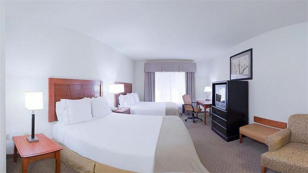 Holiday Inn Express & Suites Pine Bluff/Pines Mall By Ihg Luaran gambar